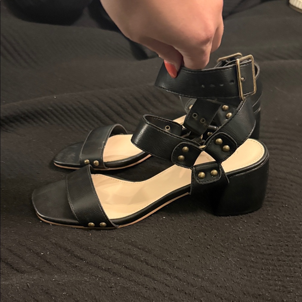 Chic Black Women's Block Heel Sandals